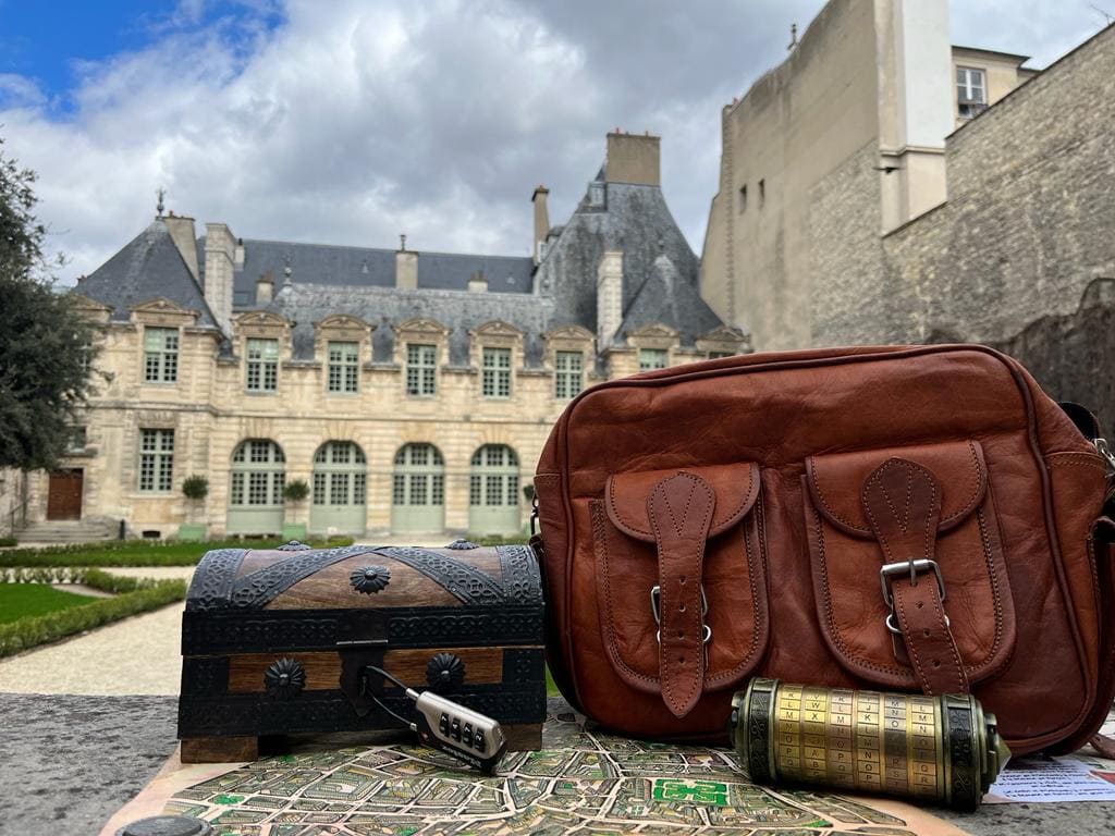 jeu de piste sortie scolaire Paris Arquaest